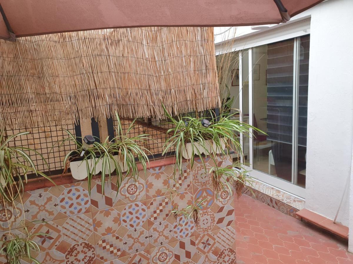 Apartamentos Naranja Y Limon فالنسيا المظهر الخارجي الصورة